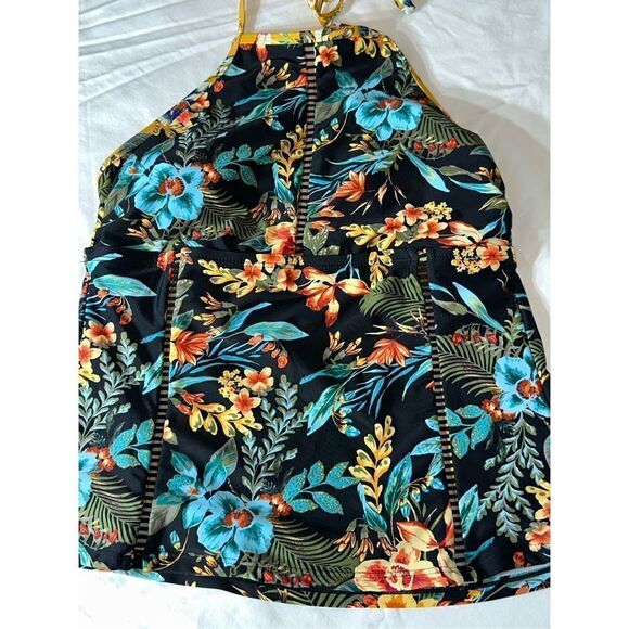 Time and Tru hawaiian floral tankini top size M - Picture 2 of 5